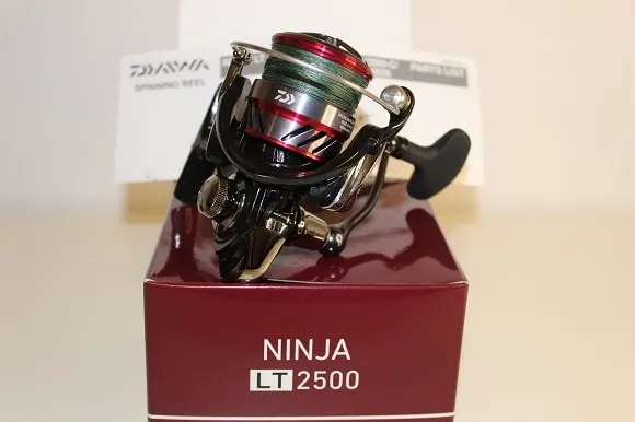 an image of a daiwa ninja LT 2500 spooled with braided line
