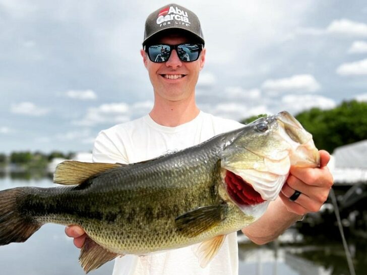 5 Best Bass Fishing Guides in Florida 2023